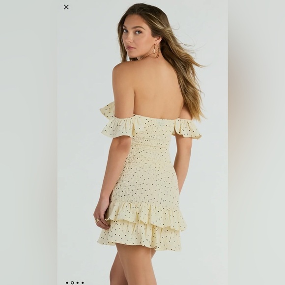 NWOT best spot to be off the shoulder dress - Picture 2 of 8